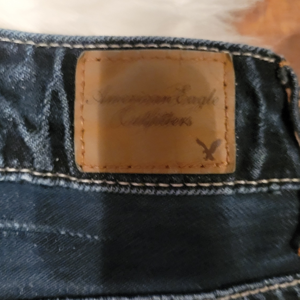 AMERICAN EAGLE JEAN' SHORTS SIZE 16. - Picture 6 of 9
